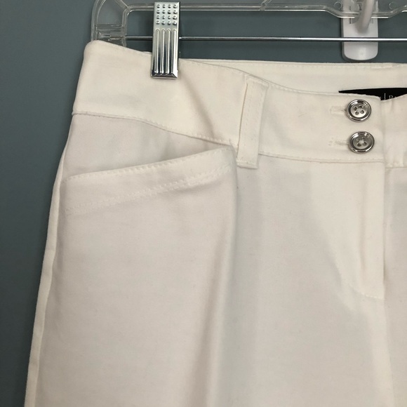 WHITE HOUSE BLACK MARKET WHITE COMFORT STRETCH MODERN BOOT CUT PANTS SZ 4 - Picture 9 of 9